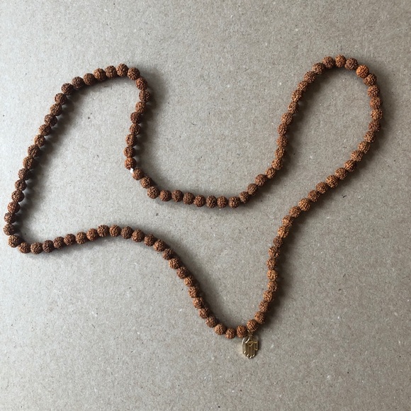 Rudraksha Mala with Hamsa - Picture 5 of 6